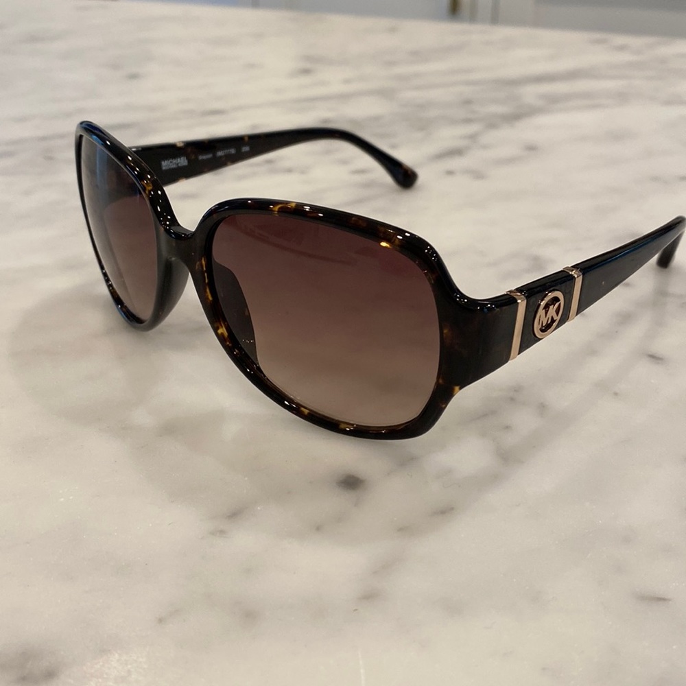 Michael KORS Womens sunglasses